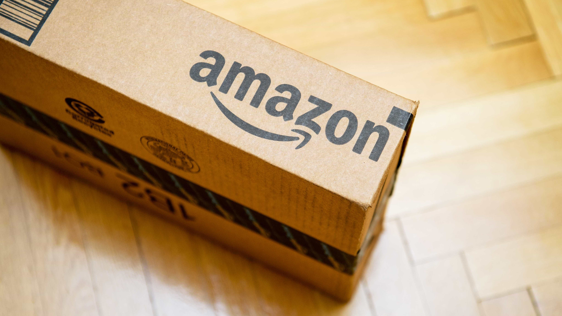 Robô intoxica funcionários da Amazon e 24 vão parar em hospital