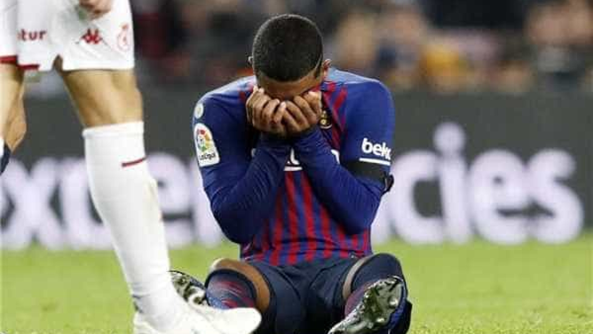 Malcom marca, mas sofre lesão e chora em goleada do Barcelona