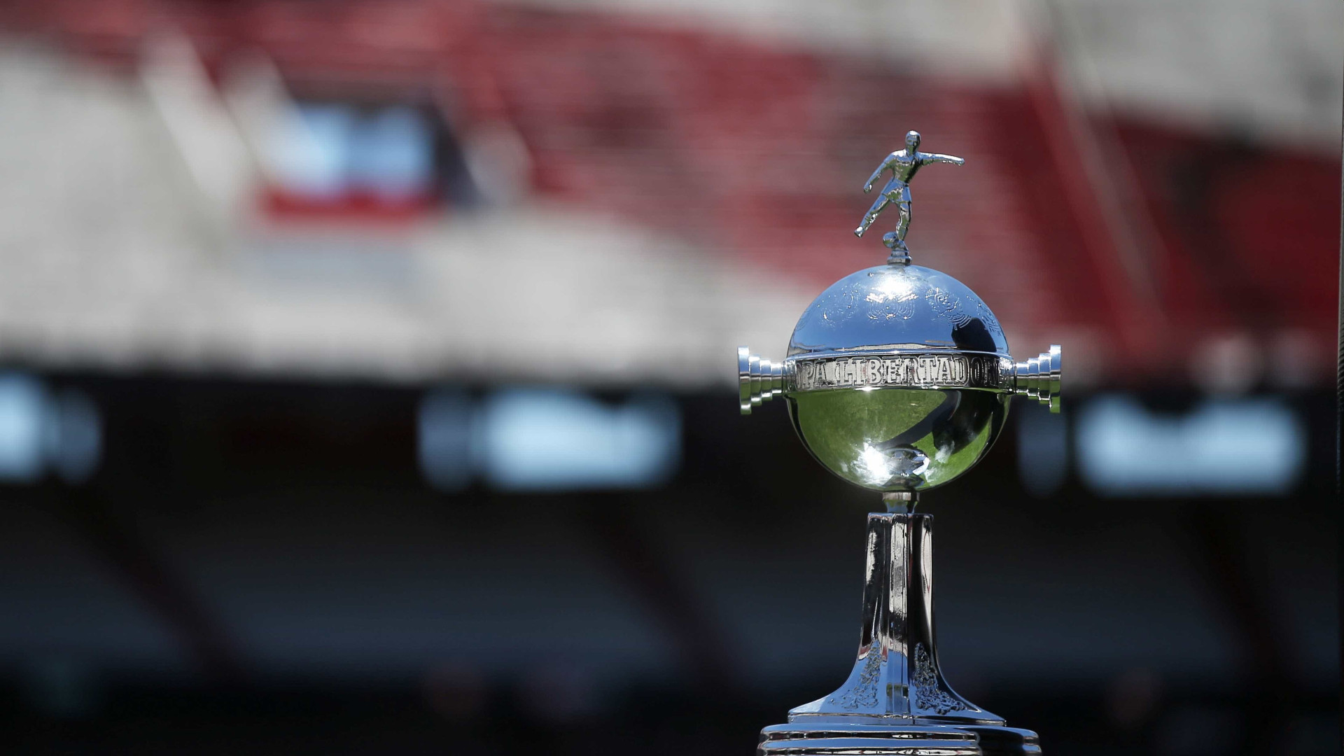 Boca voltará para a Argentina em caso de título; River ficará em Madri