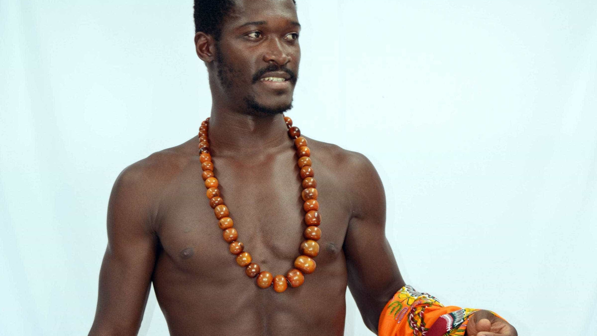 Mister África Brasil elege o mais belo imigrante africano neste domingo
