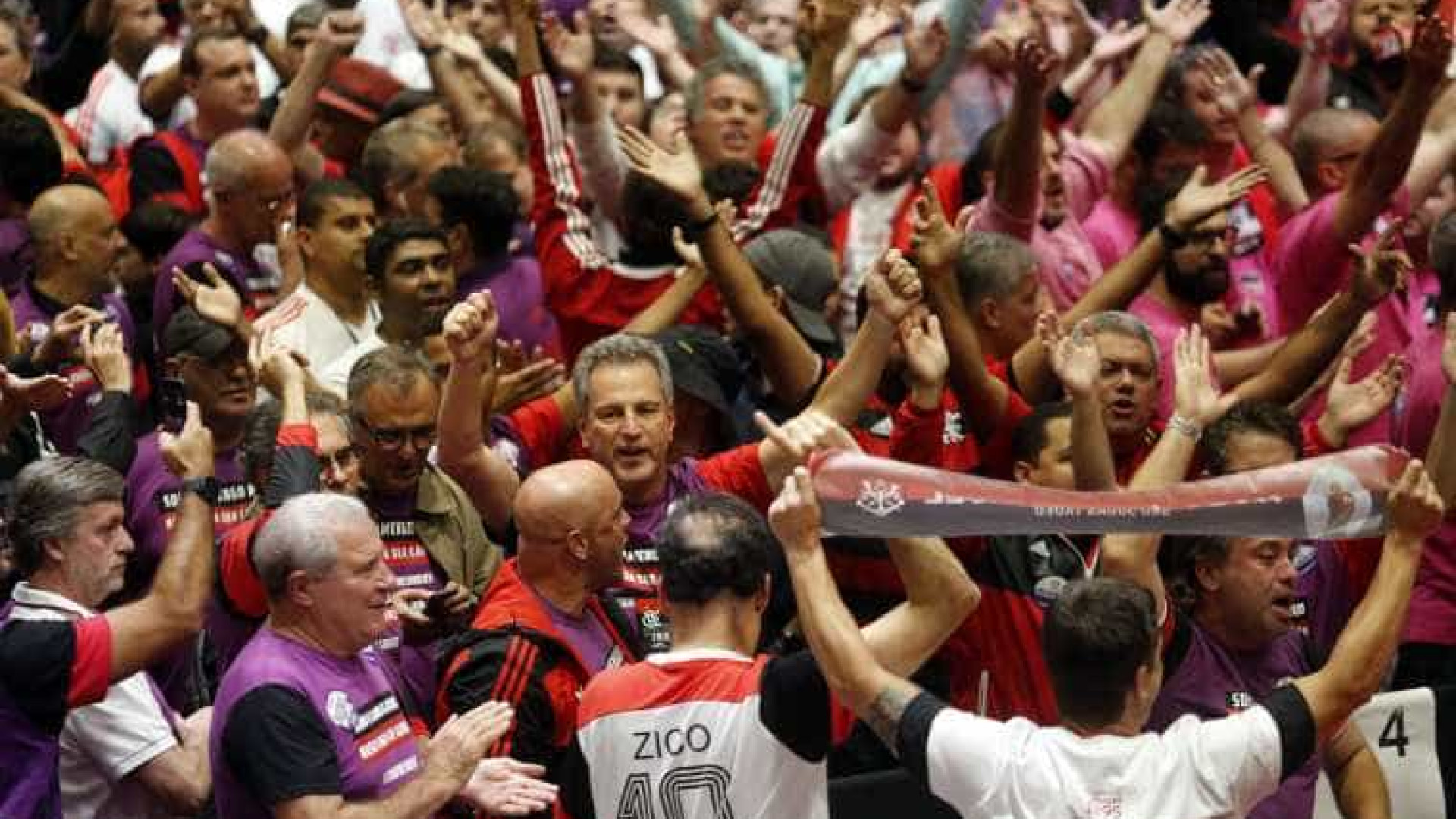 Candidado da oposição, Rodolfo Landim é eleito presidente do Flamengo