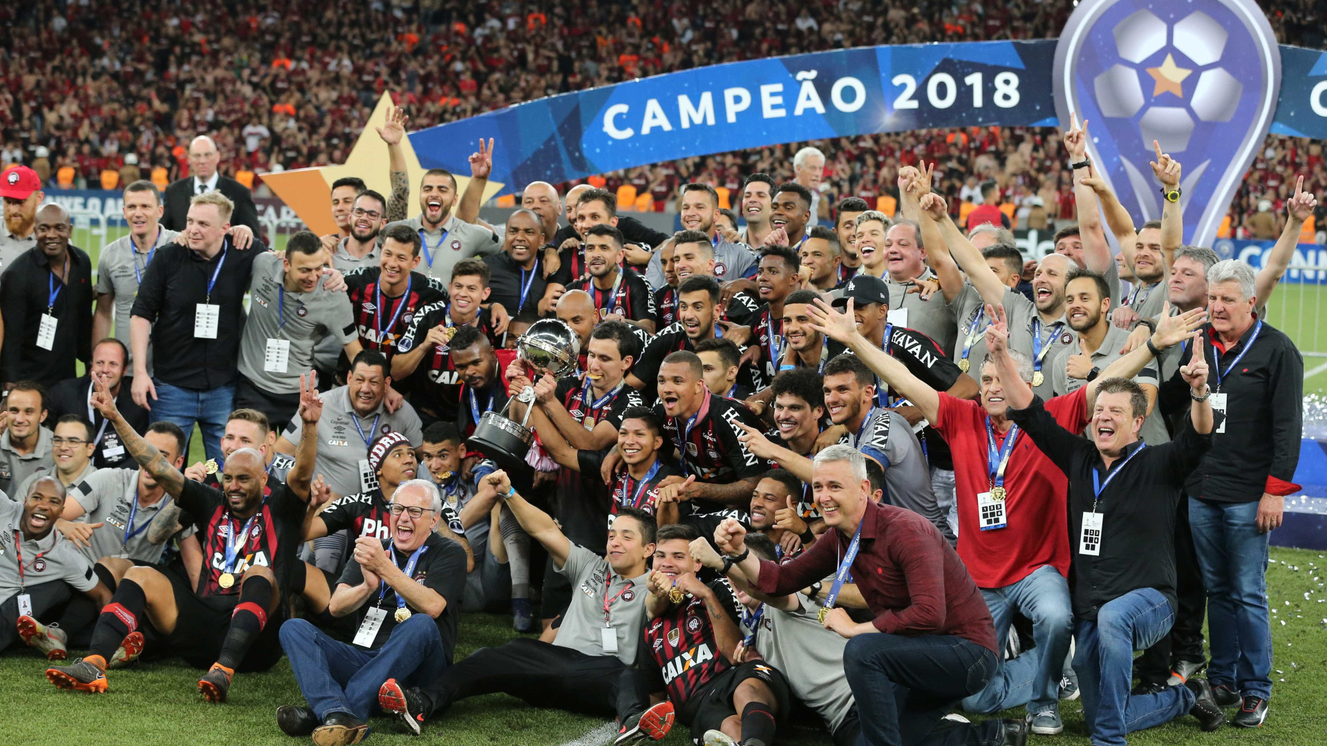 Atlético-PR vence Junior nos pênaltis e leva 1º título internacional