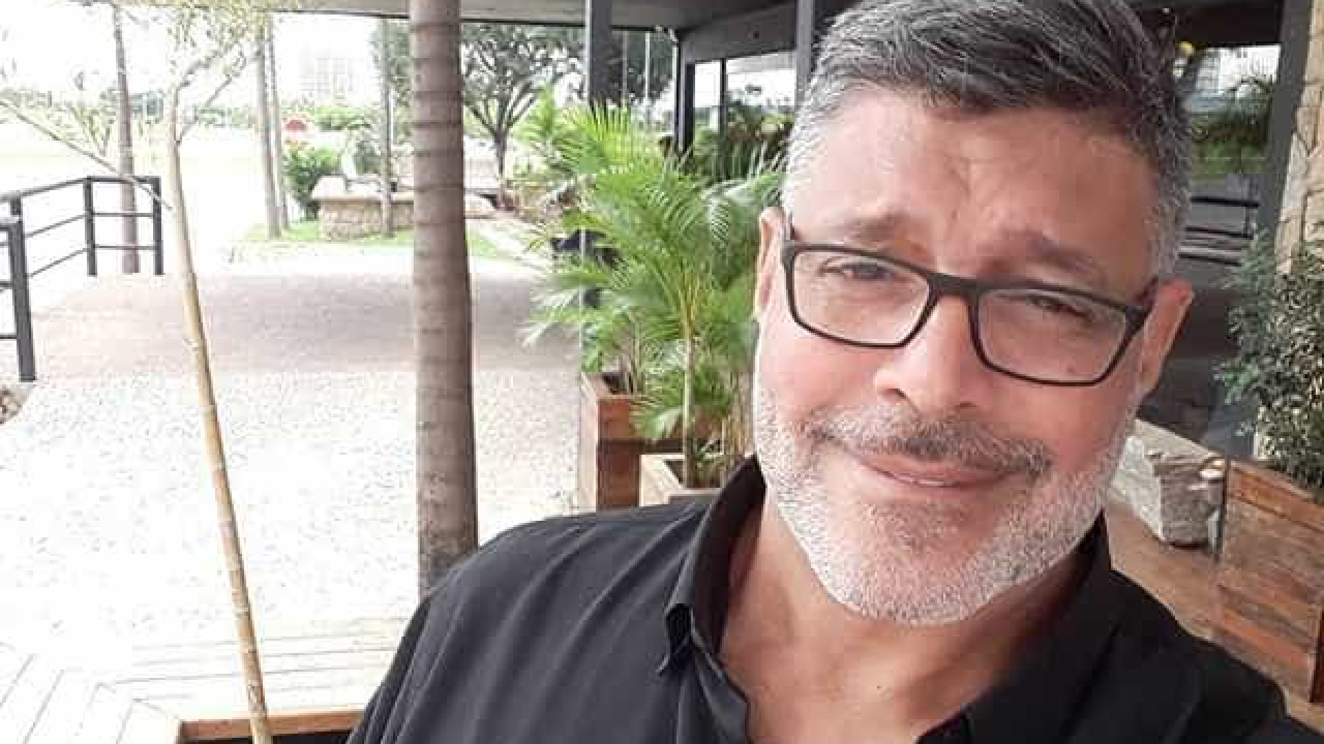 Alexandre Frota admite sentir atração pelo sexo masculino