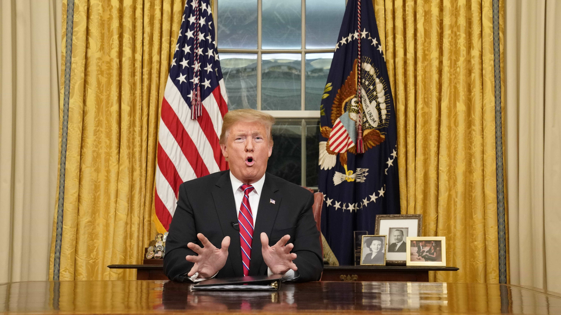 Trump reitera que manterá governo fechado até muro ser aprovado