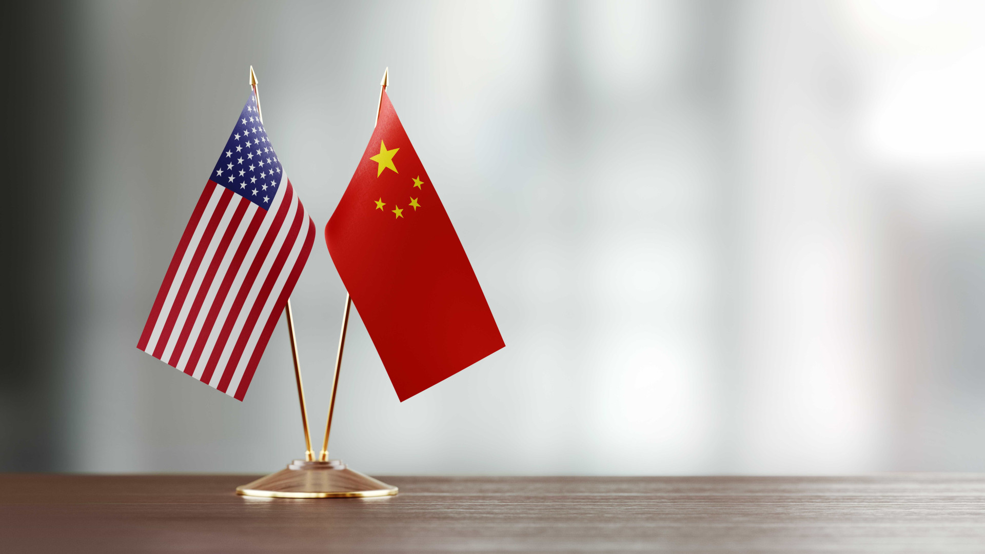 EUA e China não alcançam acordo, mas abrem espaço para consultas