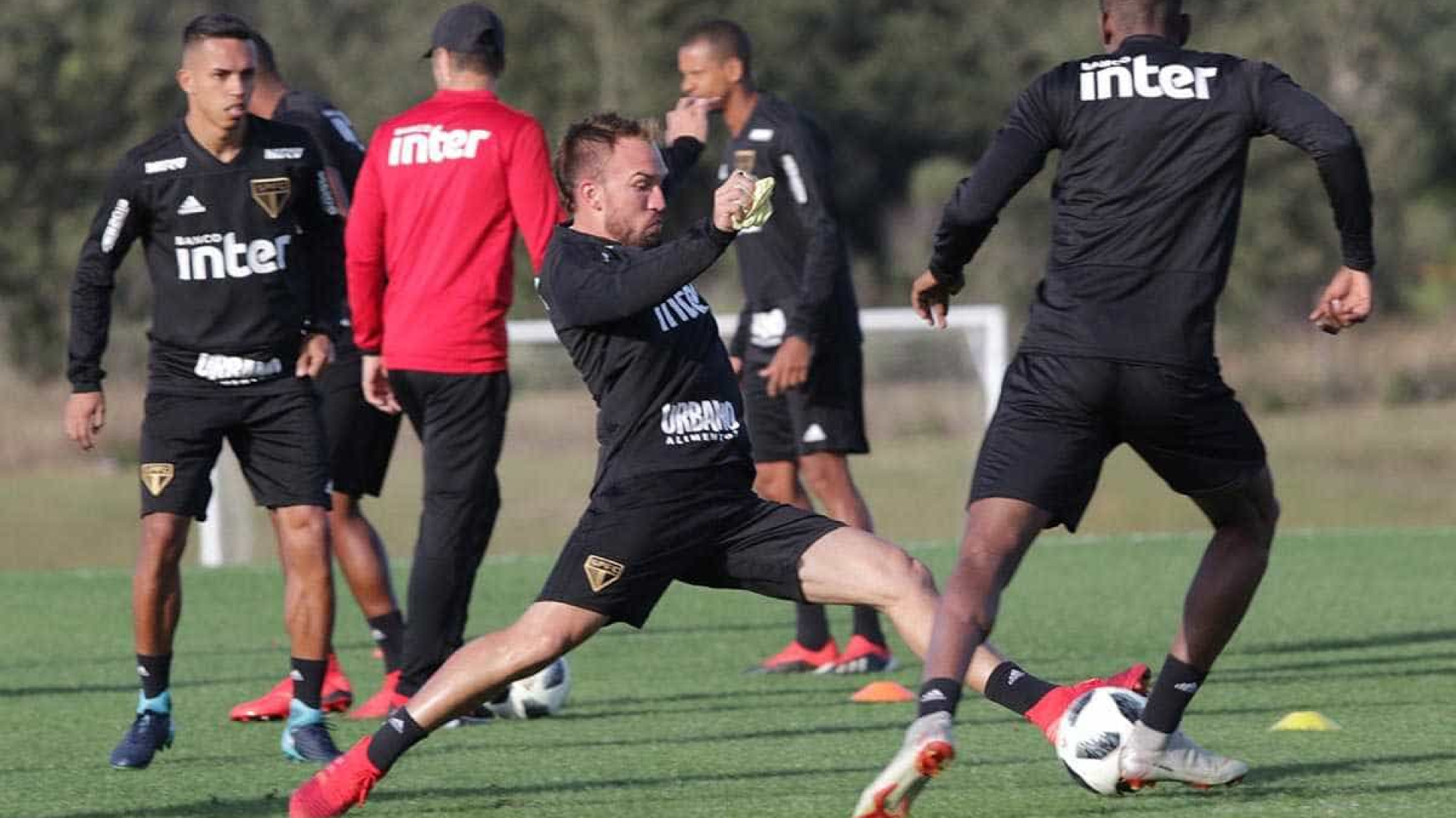 Novo São Paulo encara Eintracht Frankfurt no seu primeiro teste no ano