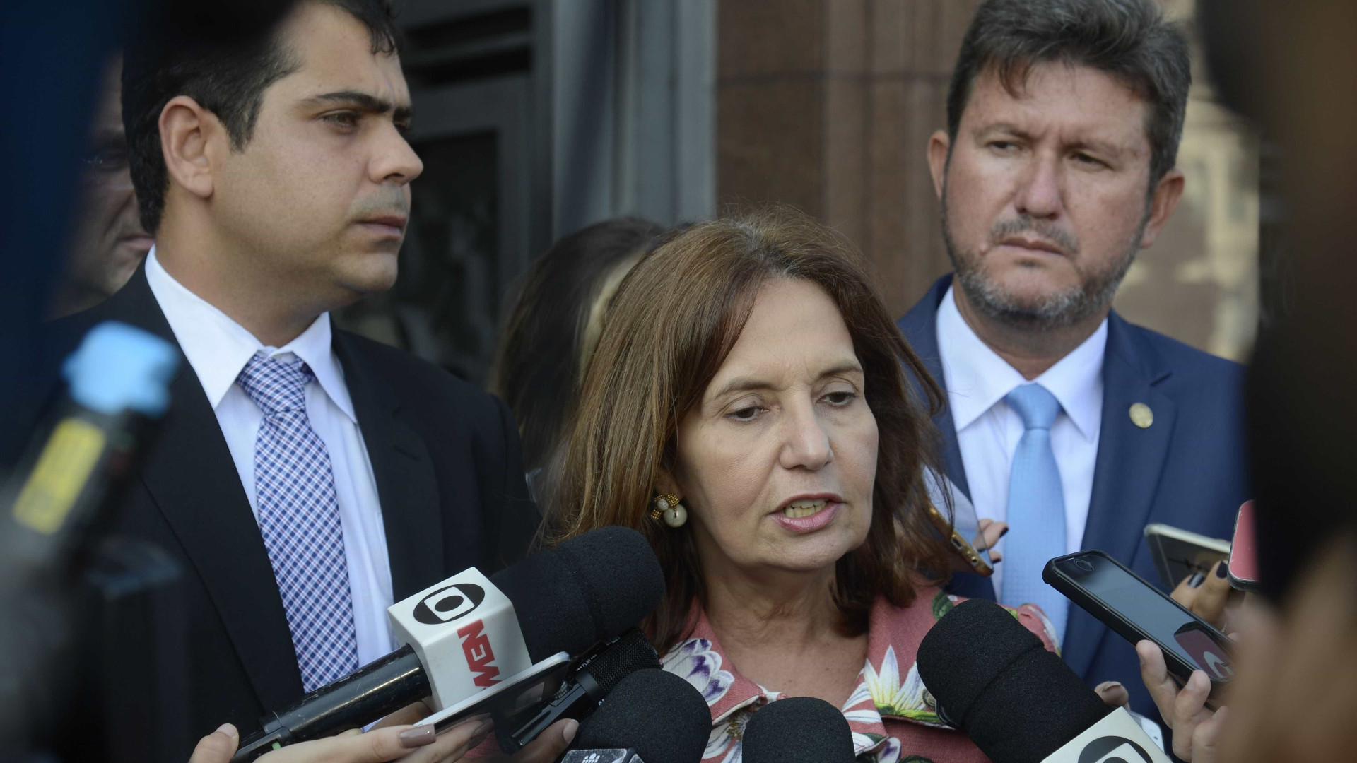 Deputada que teve carro baleado relata ameaça da milícia