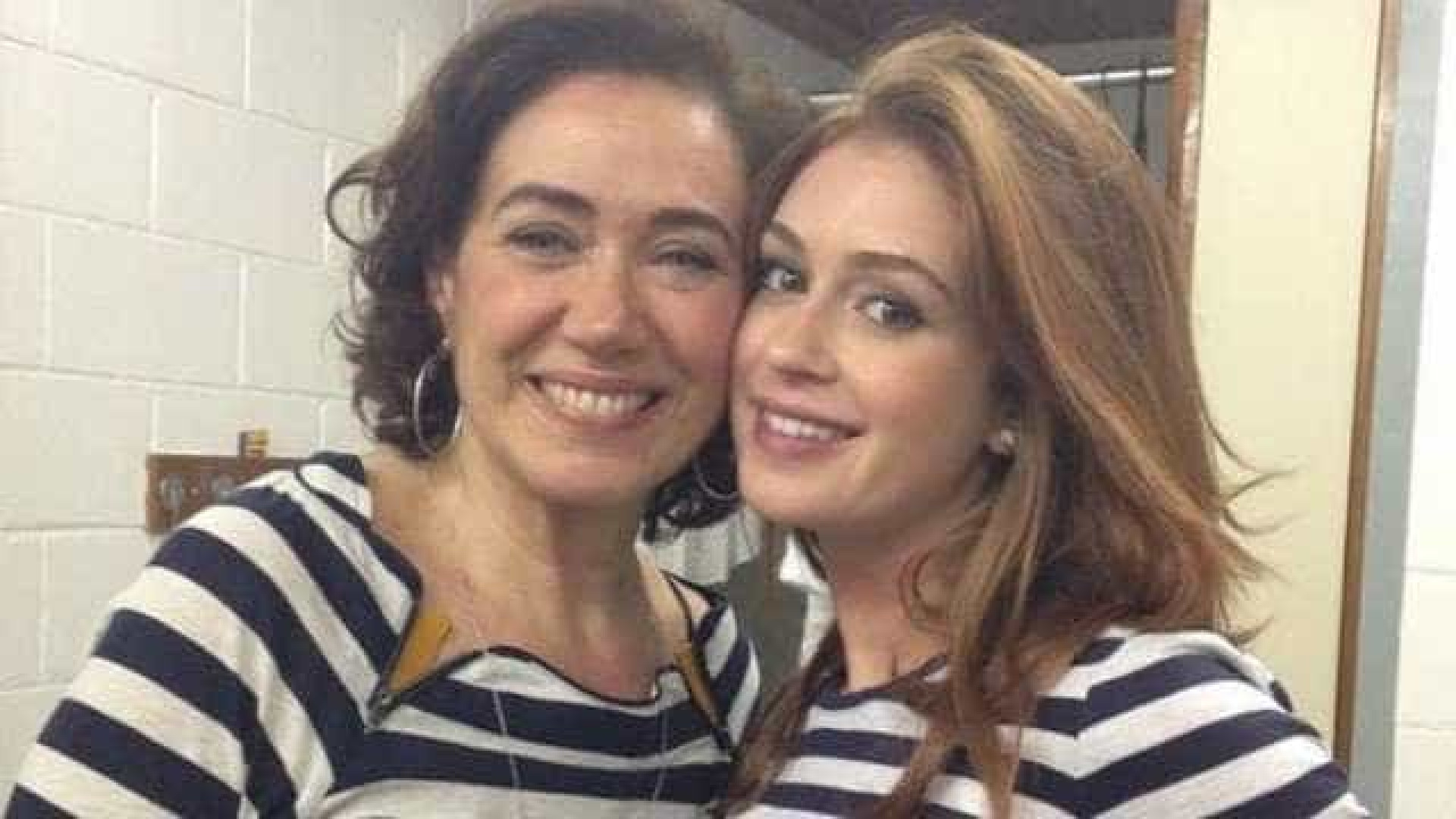 Lília Cabral se irrita com atraso de Marina Ruy Barbosa: 'Mimada'