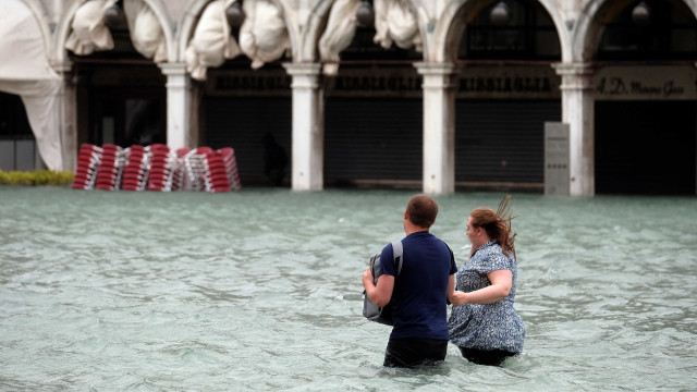 Fortes chuvam deixam pelo menos oito mortos e desaparecidos na Itália