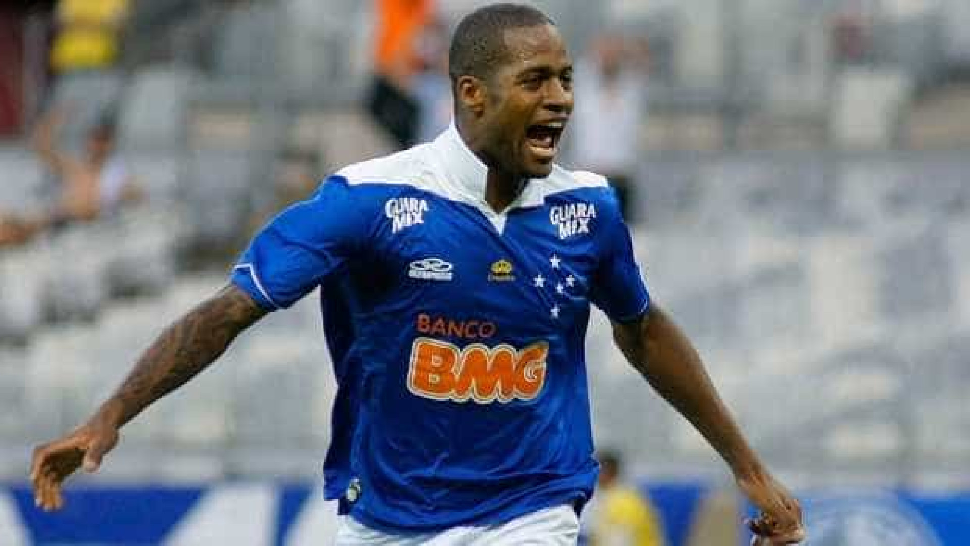 Damião à Diego Souza; as contratações mais caras do futebol brasileiro