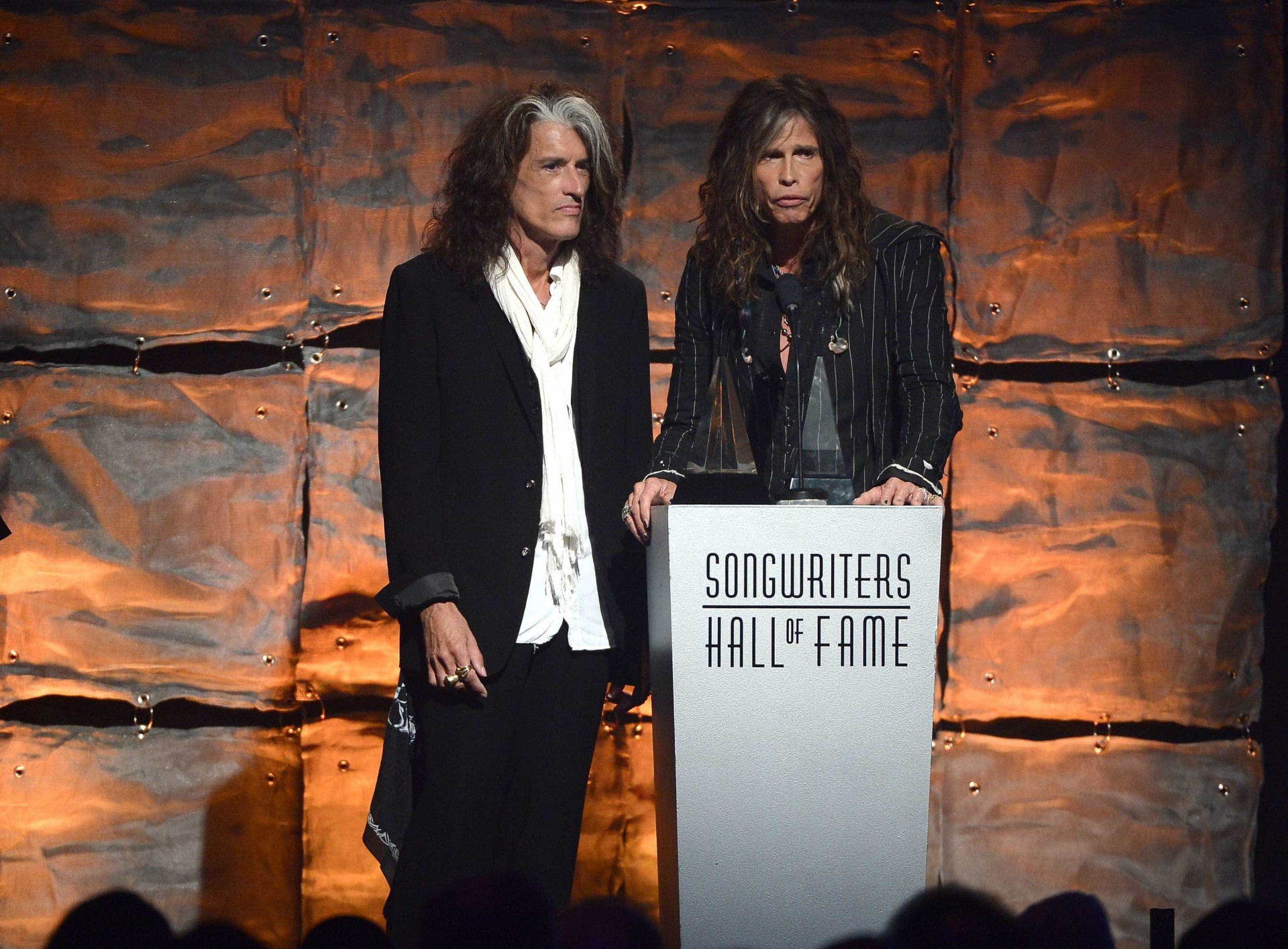 Steven Tyler nega que a banda Aerosmith irá acabar