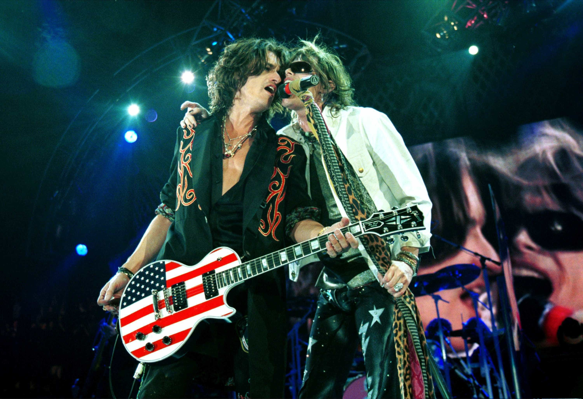 Steven Tyler nega que a banda Aerosmith irá acabar