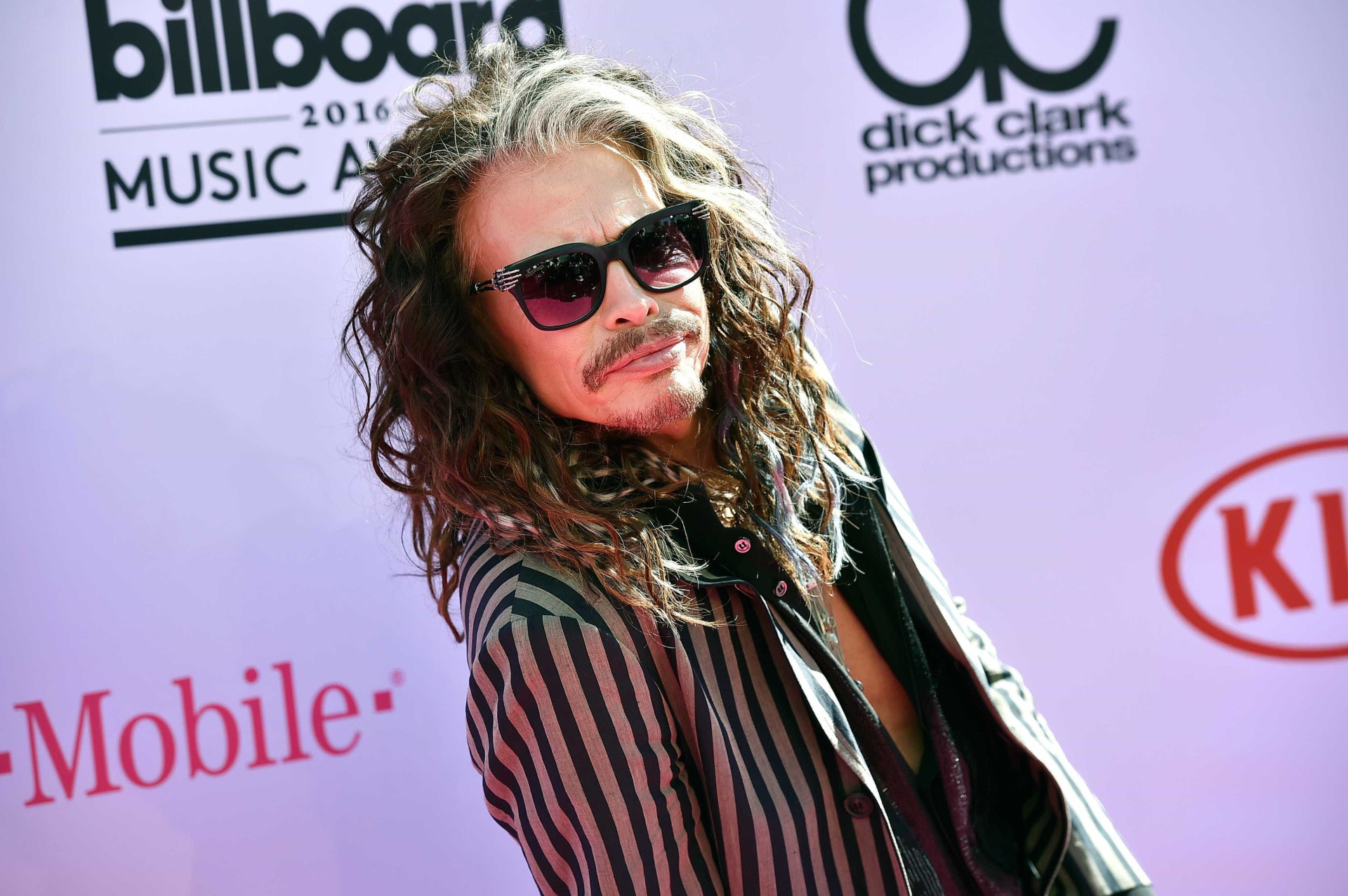 Steven Tyler nega que a banda Aerosmith irá acabar