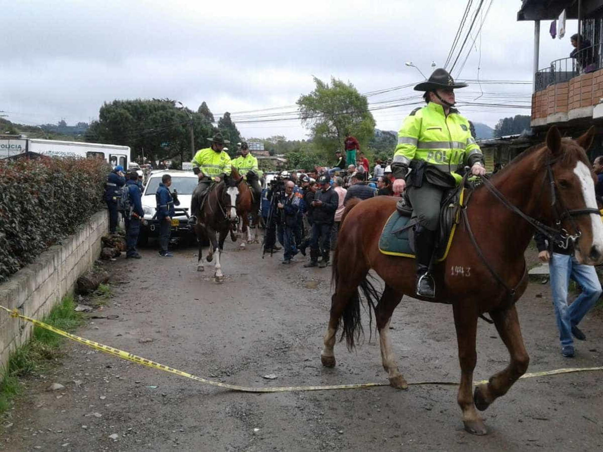 Polícia divulga imagens do resgate de acidente com avião da Chape