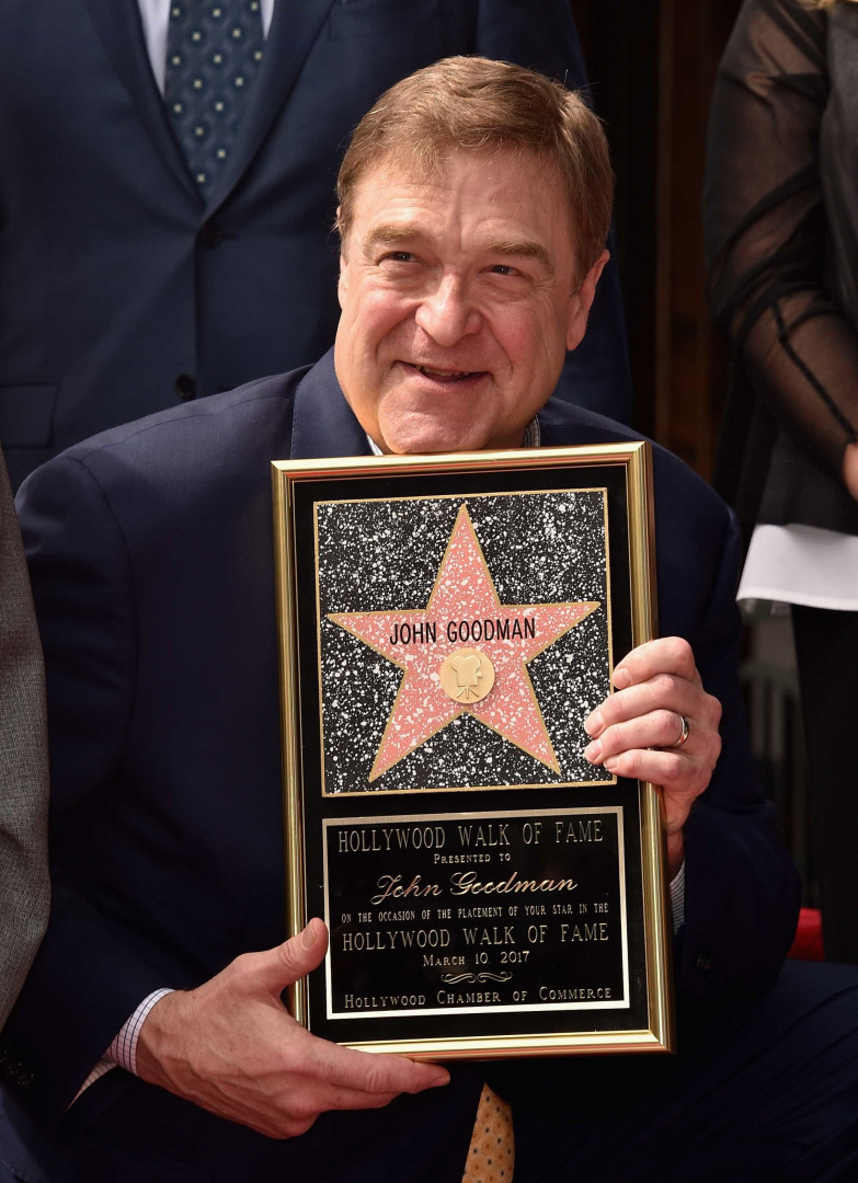 John Goodman recebe estrela na Calçada da Fama de Hollywood