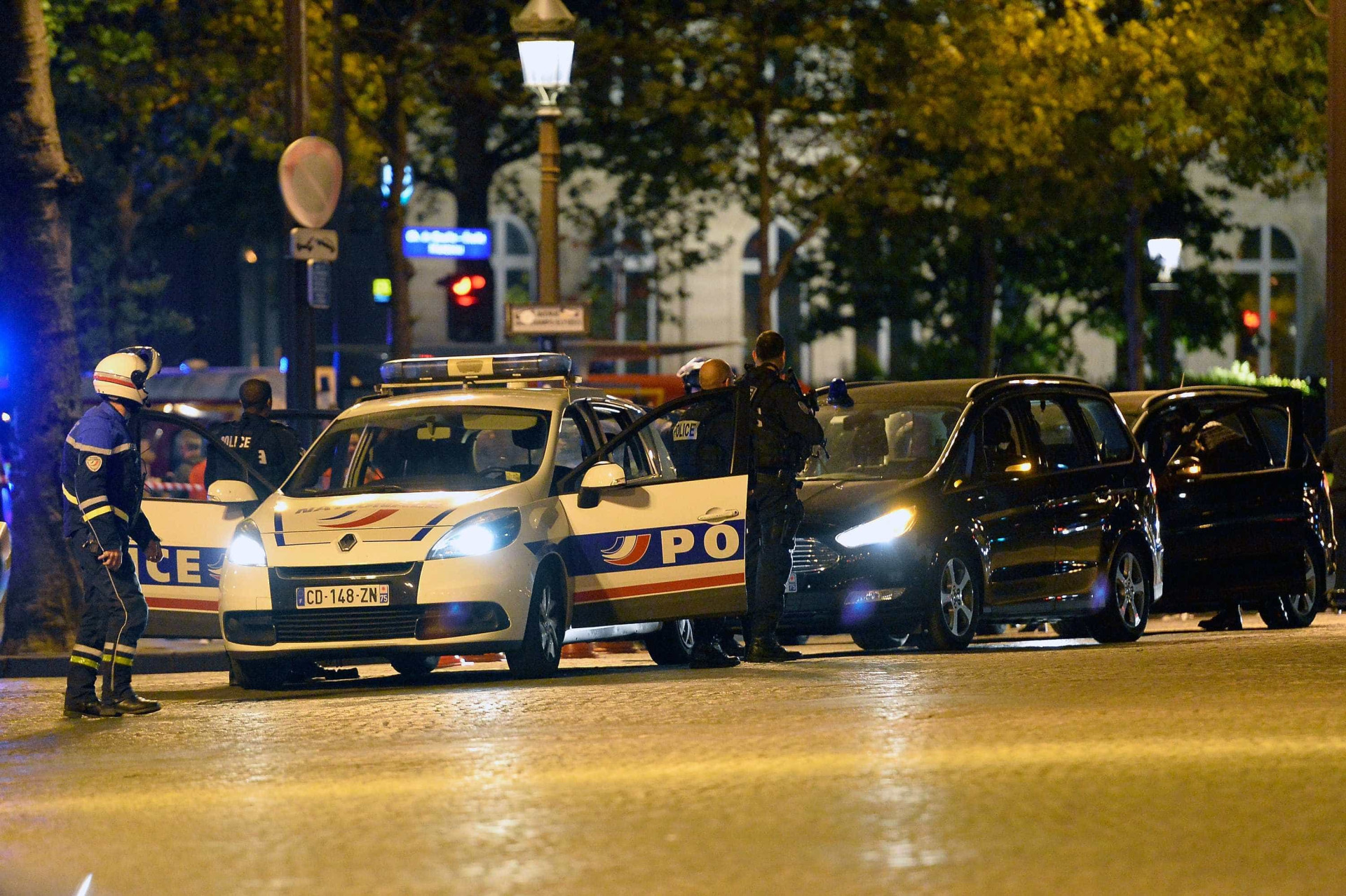 Veja imagens do ataque terrorista que atingiu Paris nesta quinta