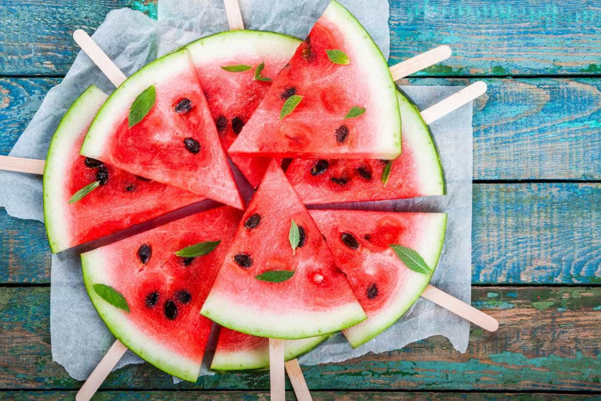 16 alimentos saudáveis que prometem
manter a hidratação