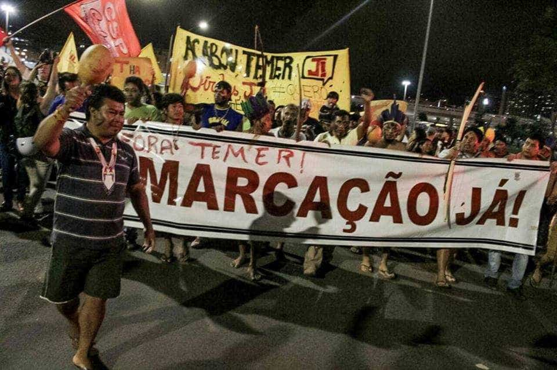 Manifestações em todo Brasil pedem
renúncia de Temer; imagens