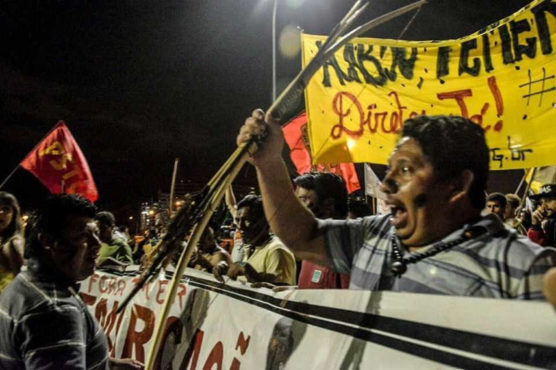 Manifestações em todo Brasil pedem
renúncia de Temer; imagens