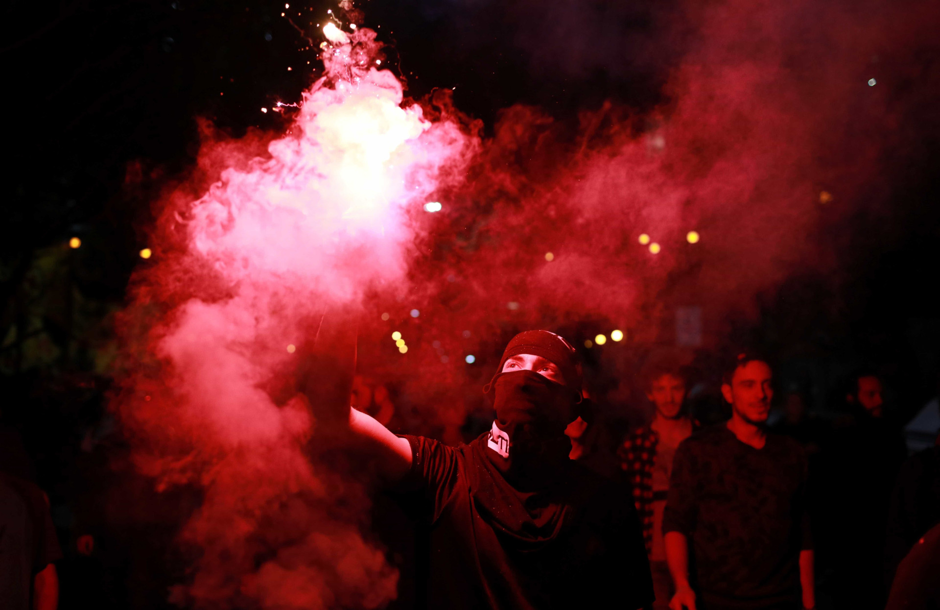 Manifestações em todo Brasil pedem
renúncia de Temer; imagens