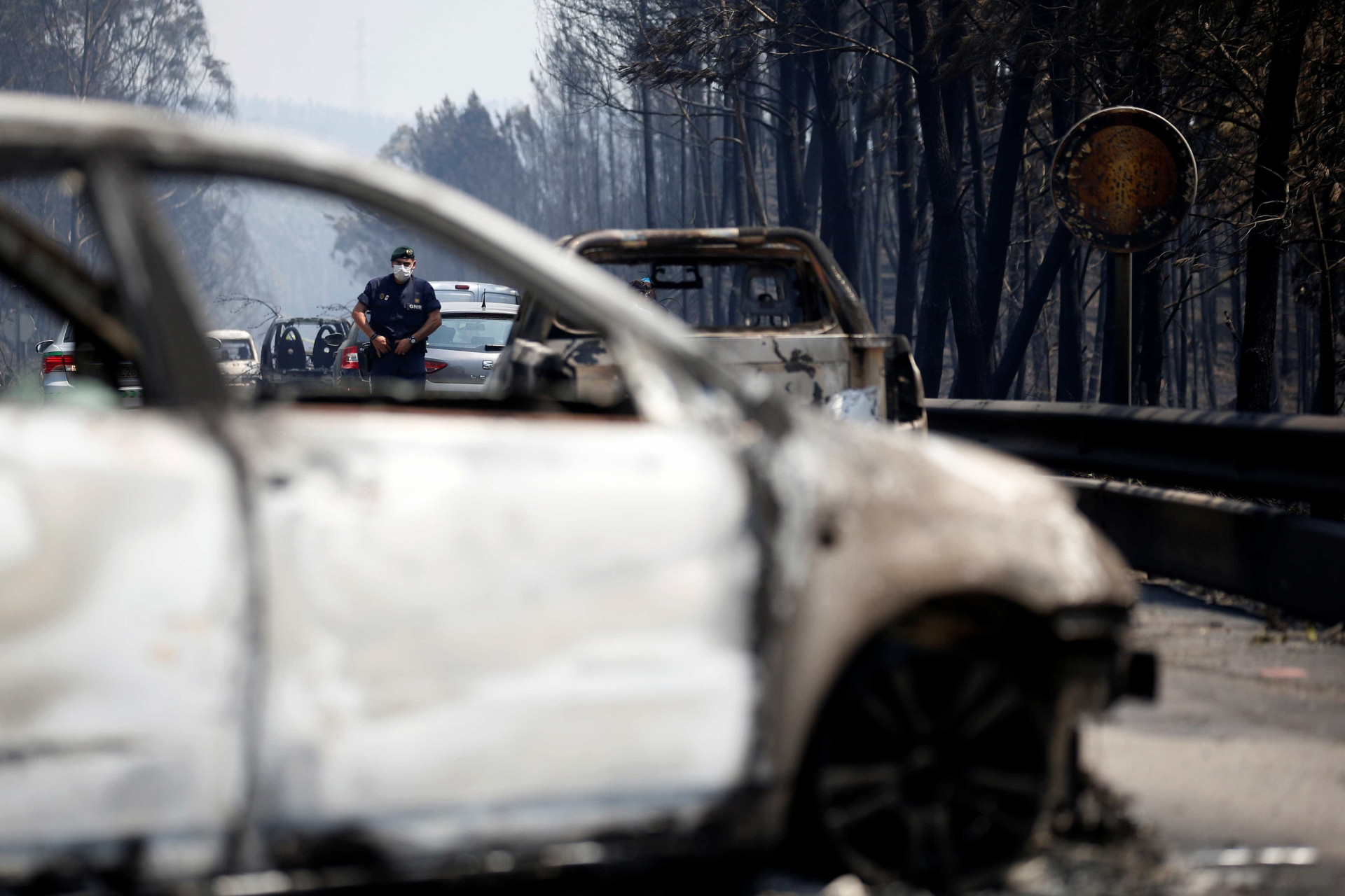 Veja as fotos do incêndio que deixou mais de 60 mortos em Portugal