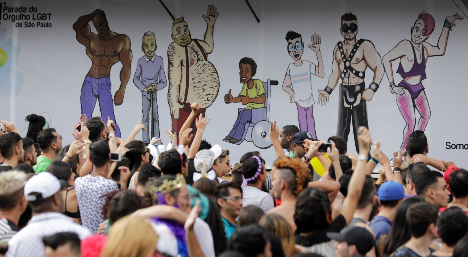21ª Parada do Orgulho Lgbt reúne 3 milhões de pessoas em São Paulo