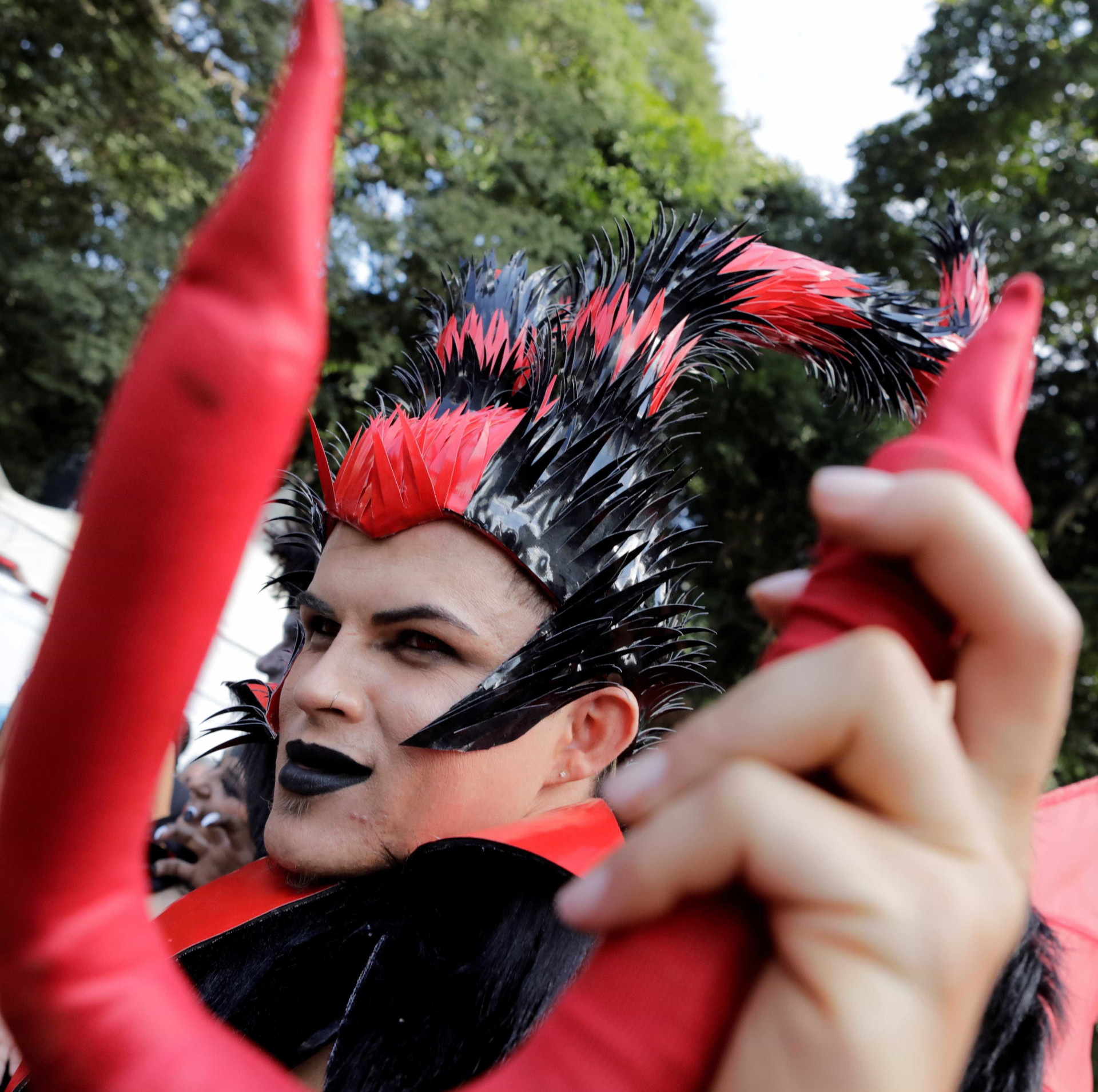21ª Parada do Orgulho Lgbt reúne 3 milhões de pessoas em São Paulo