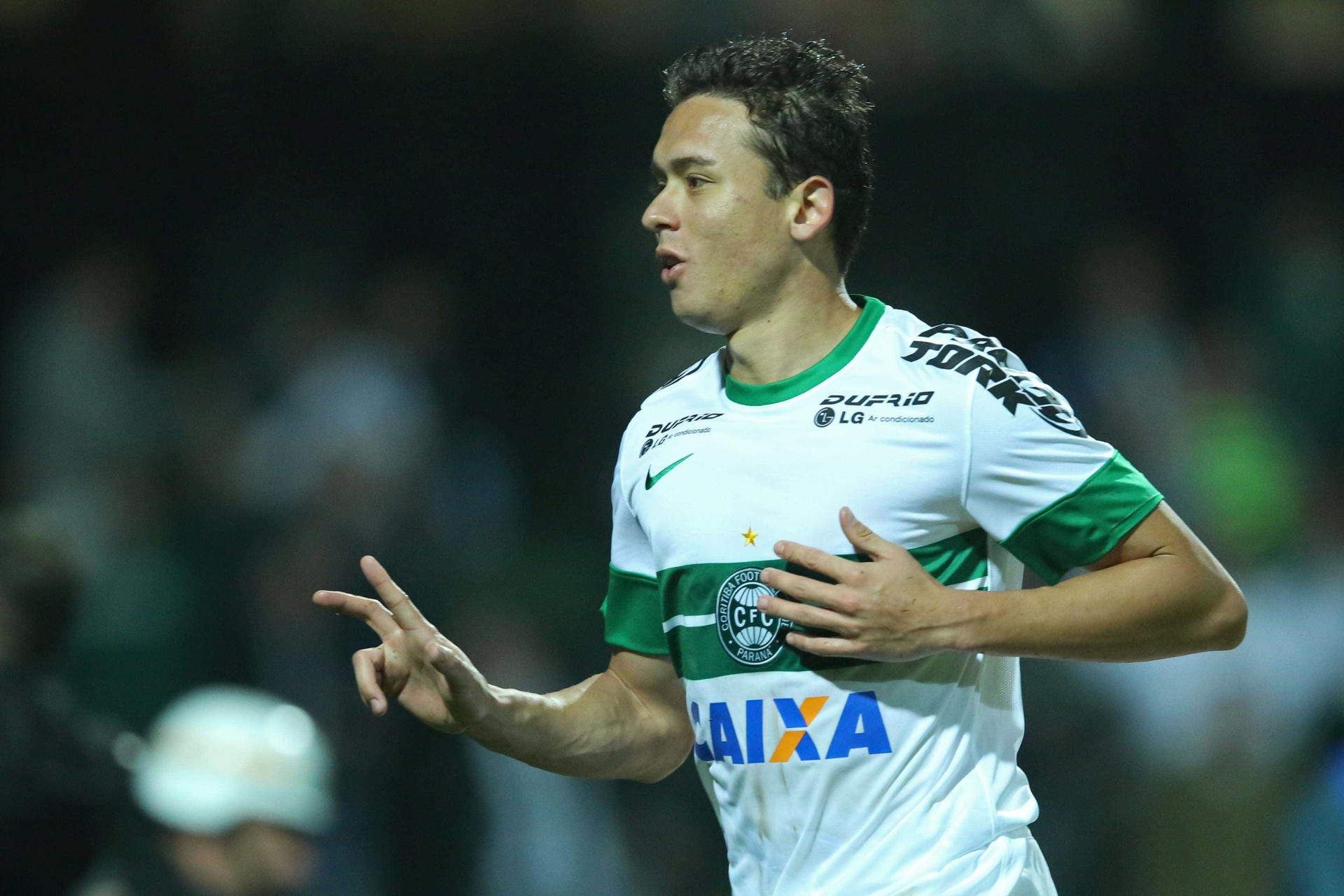 Damião à Diego Souza; as contratações mais caras do futebol brasileiro