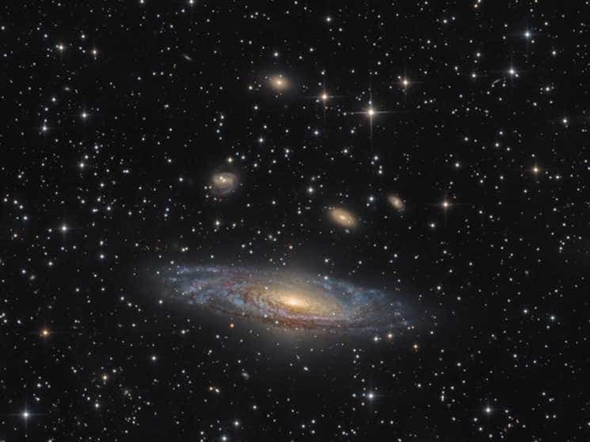 Fique deslumbrado com as melhores
fotos de astronomia de 2017