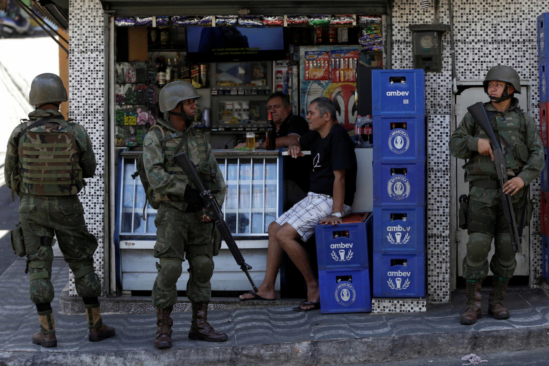 Veja as principais imagens dos 6 dias de ocupação na Rocinha