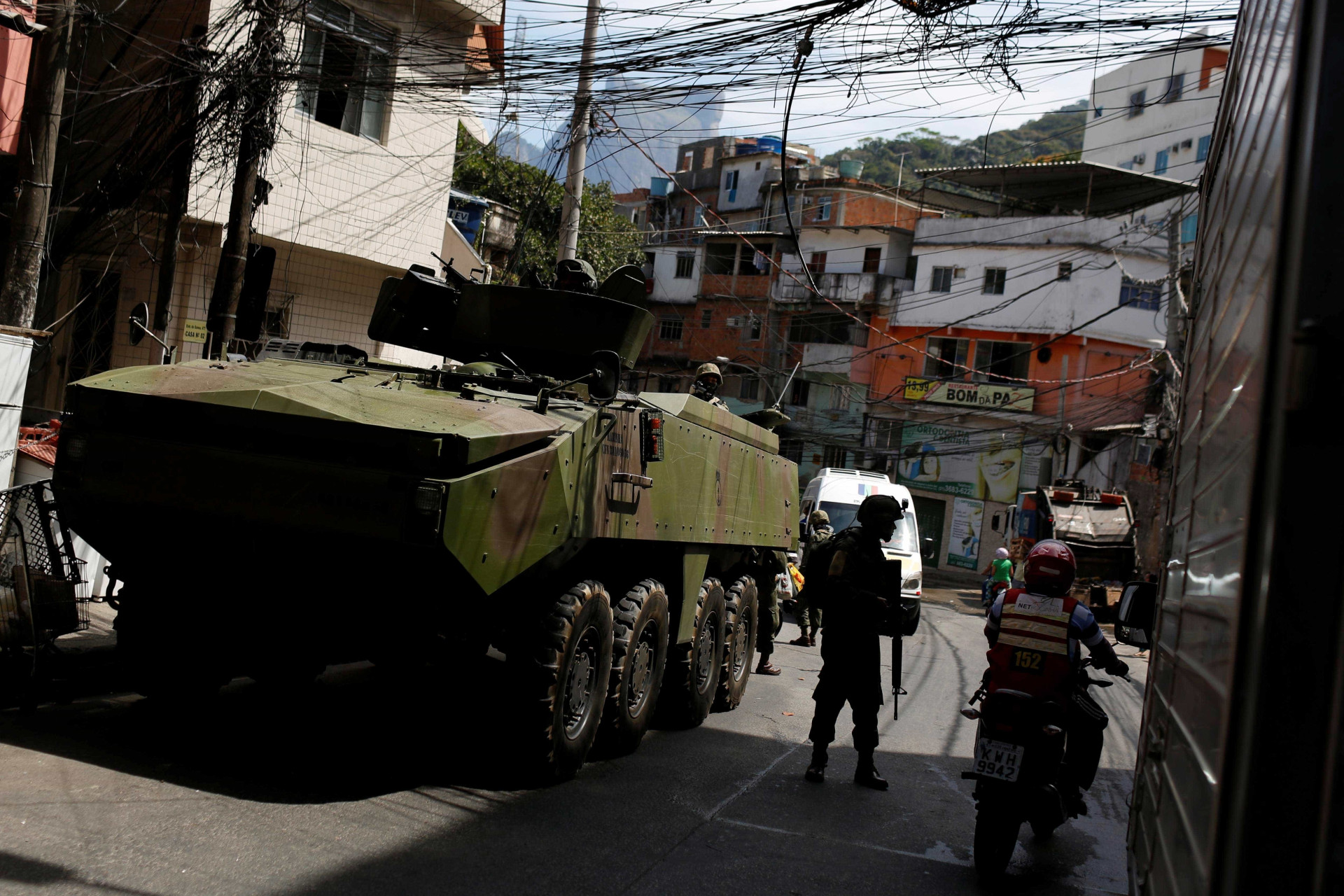Veja as principais imagens dos 6 dias de ocupação na Rocinha