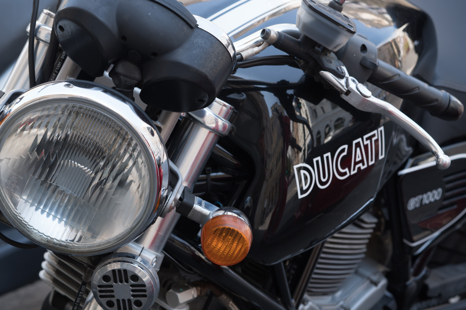 Potência e estilo: veja algumas curiosidades sobre as motocicletas