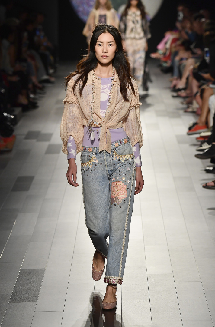 Alerta fashion: as tendências de moda e beleza para 2018