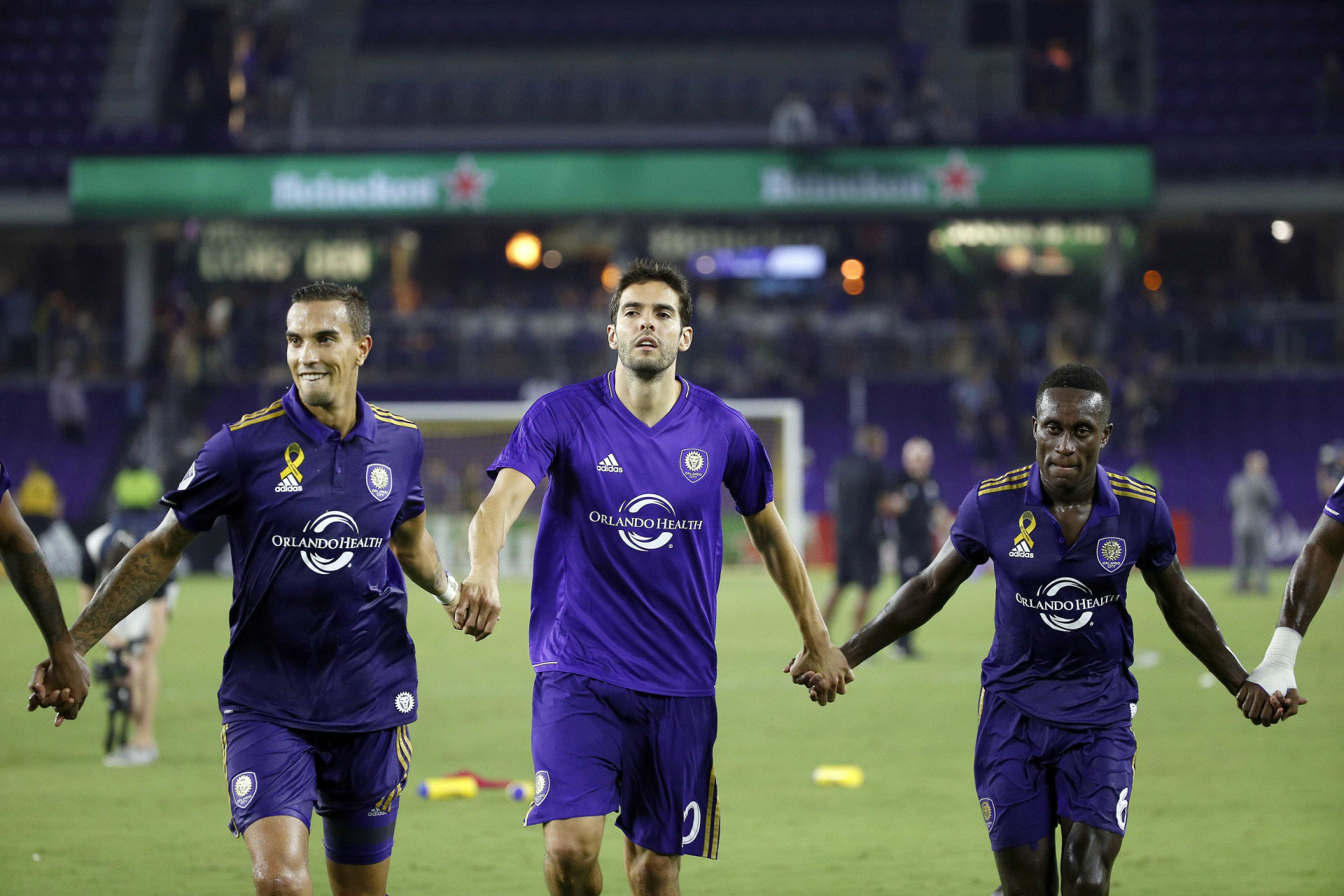 A carreira de Kaká em 30 imagens; confira