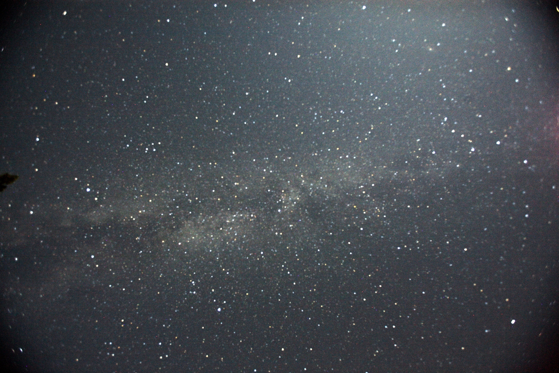 Conheça as maiores galáxias do universo; fotos