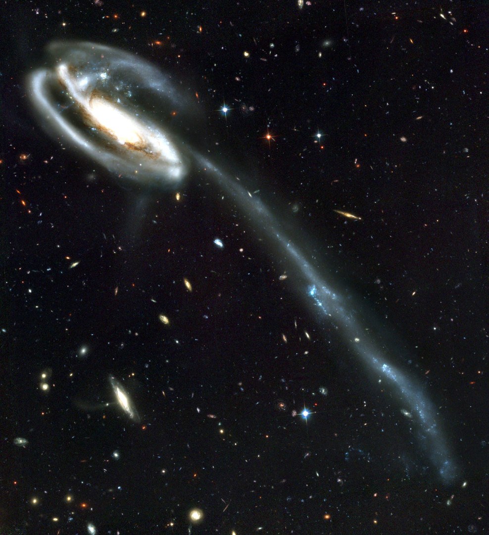 Conheça as maiores galáxias do universo; fotos