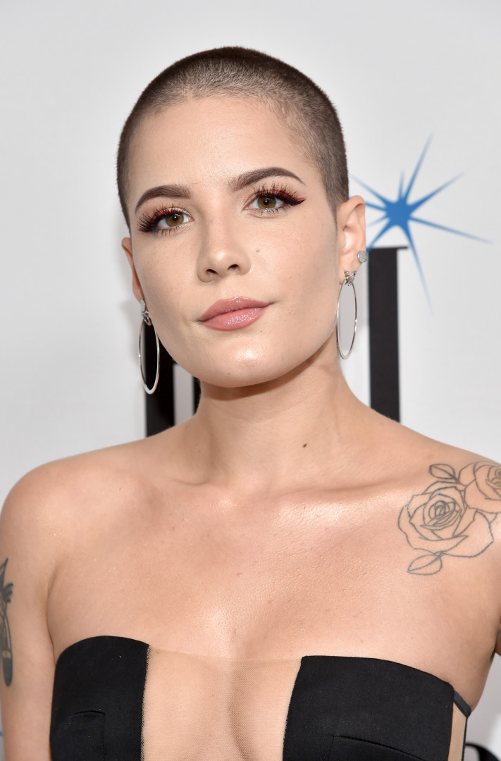 Radicalizaram: as famosas que já rasparam o cabelo