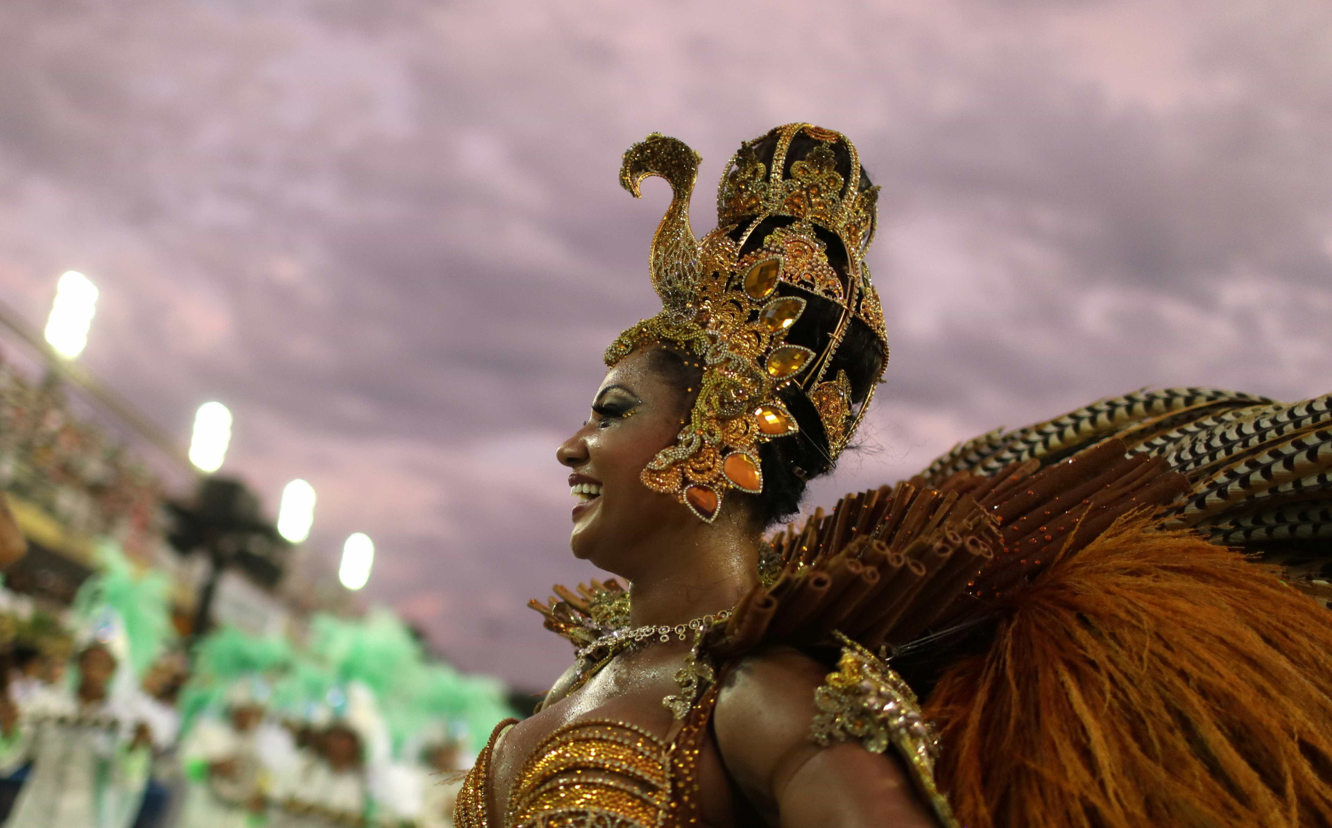 Carnaval Rio 2018: as melhores imagens da primeira noite de desfile