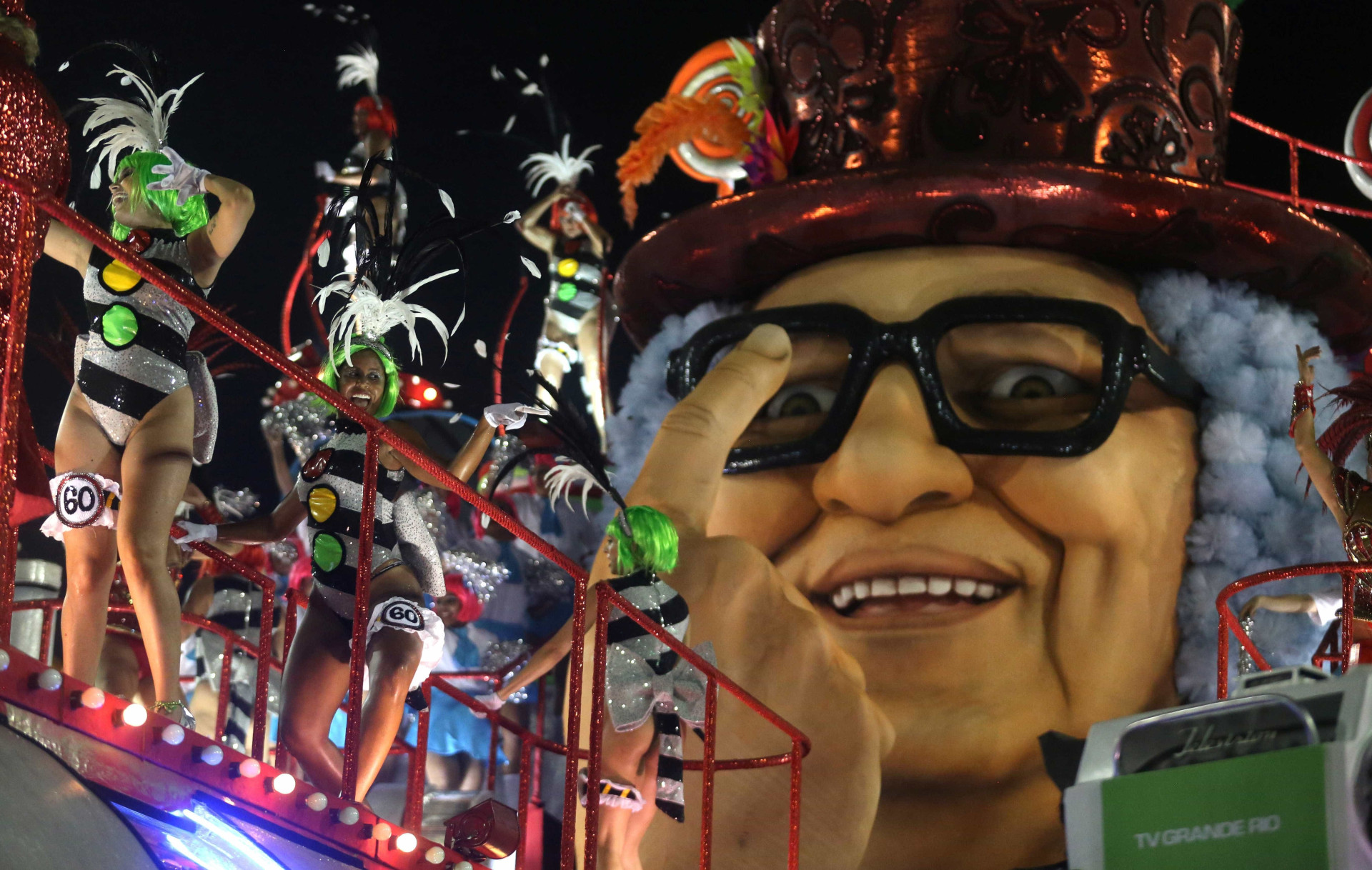 Carnaval Rio 2018: as melhores imagens da primeira noite de desfile
