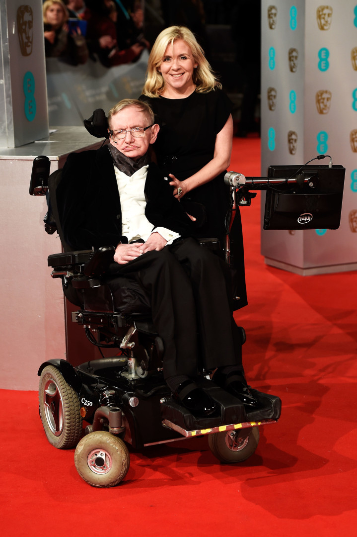 Gênio da ciência: relembre a vida e o legado de Stephen Hawking