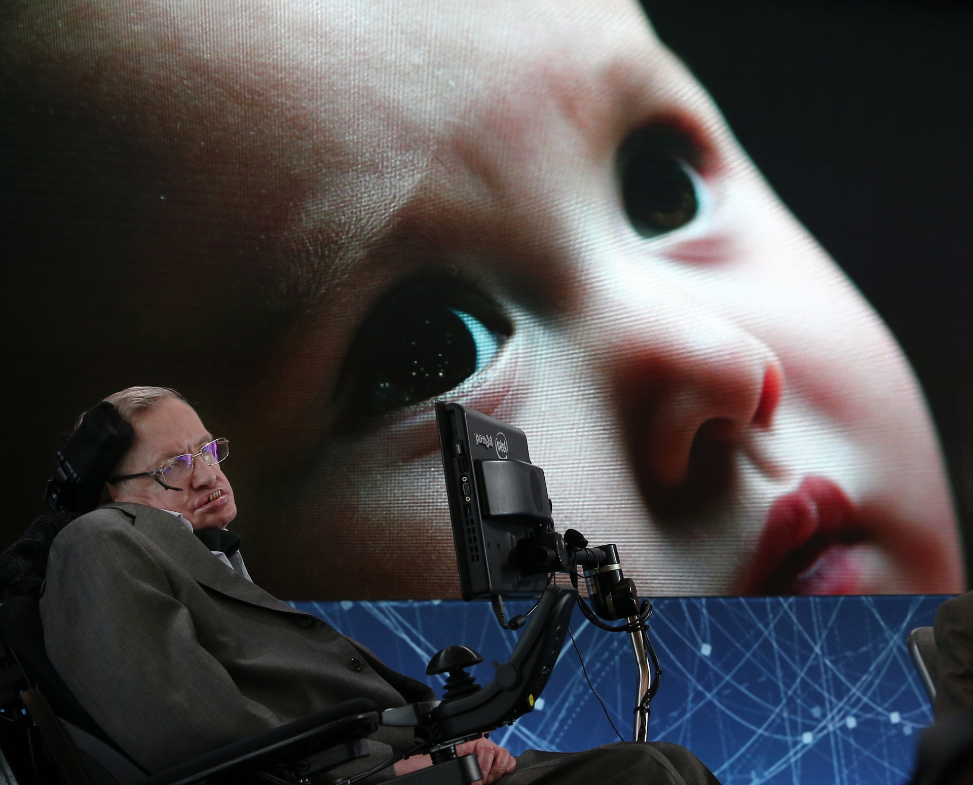 Gênio da ciência: relembre a vida e o legado de Stephen Hawking