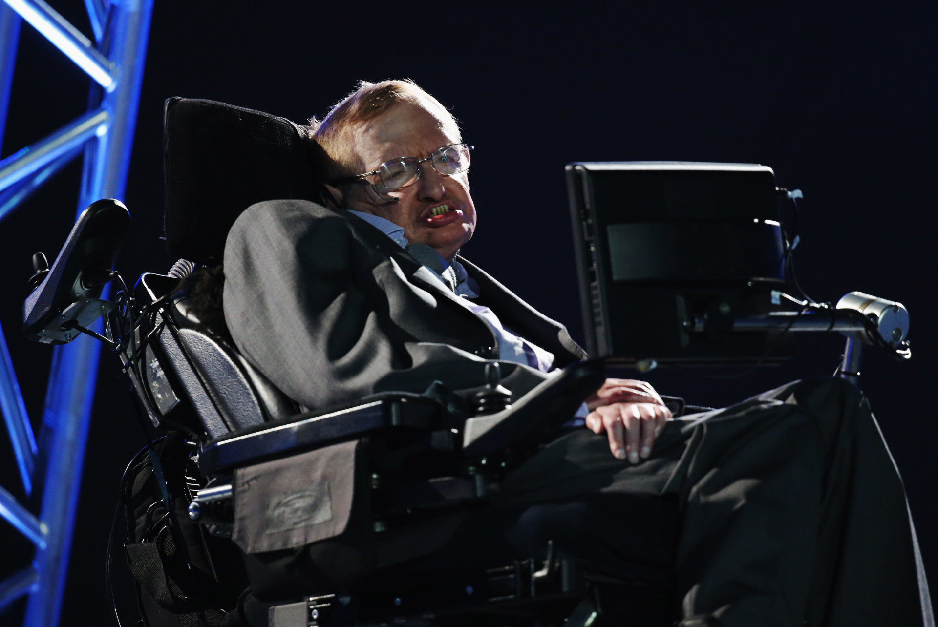 Gênio da ciência: relembre a vida e o legado de Stephen Hawking