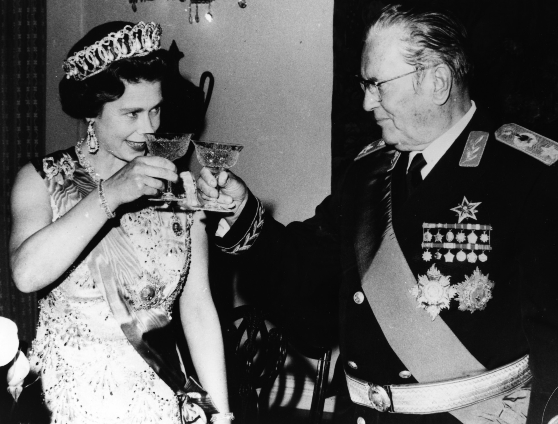Casamento Real: qual tiara será a escolha de Meghan Markle?