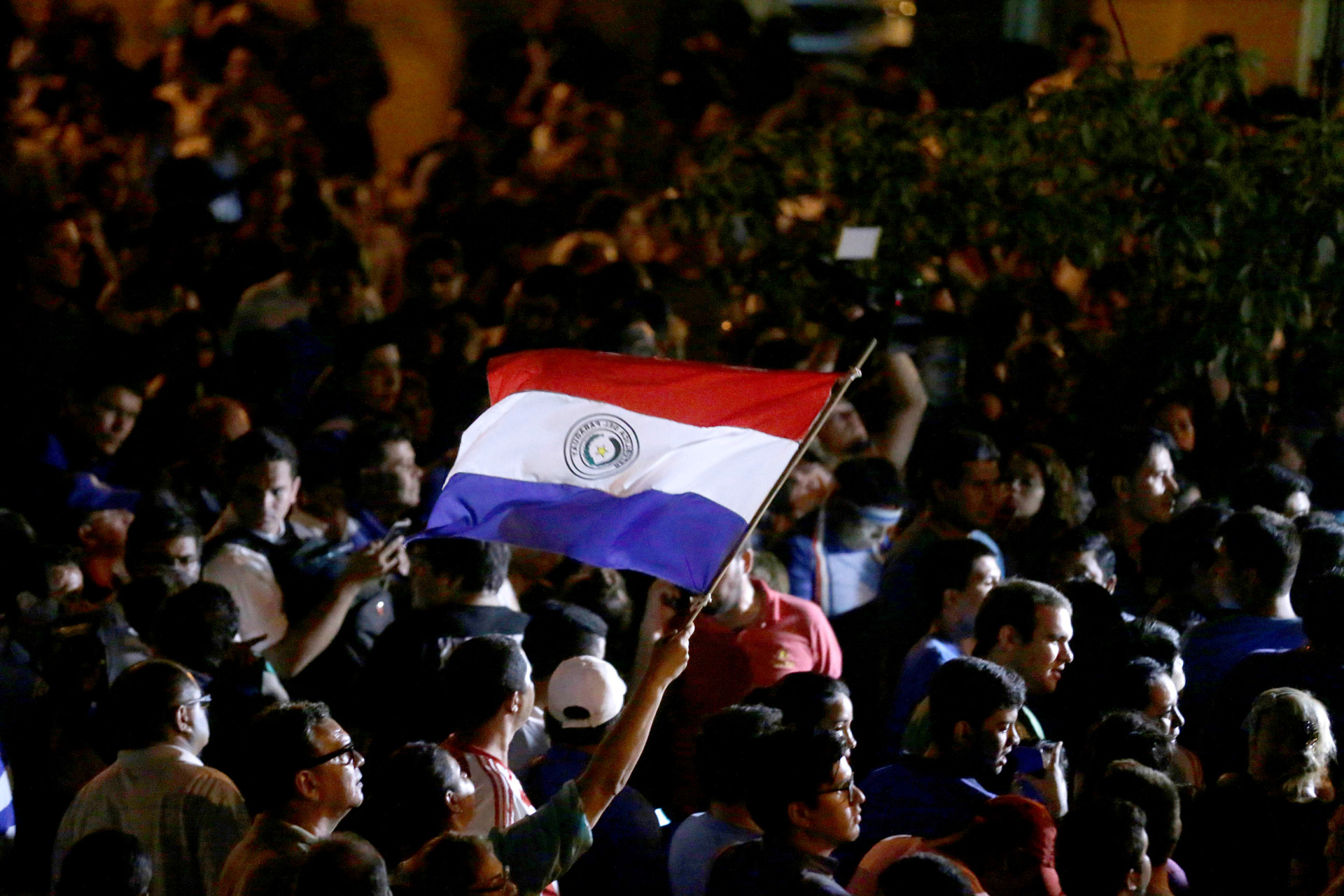 Brasil lidera ranking de países com menor confiança em políticos