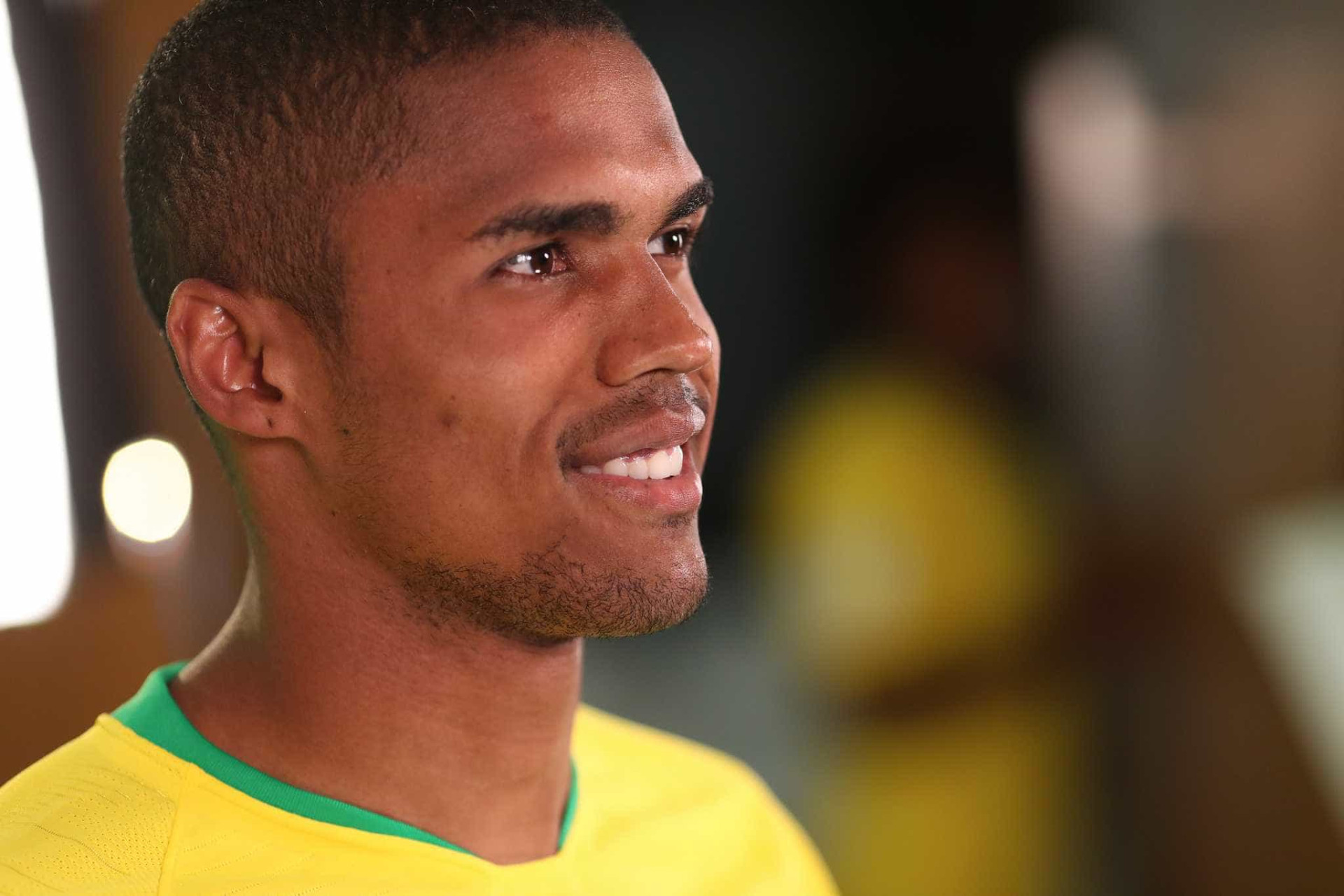 Seleção brasileira posa para fotos oficiais da Copa; veja os bastidores