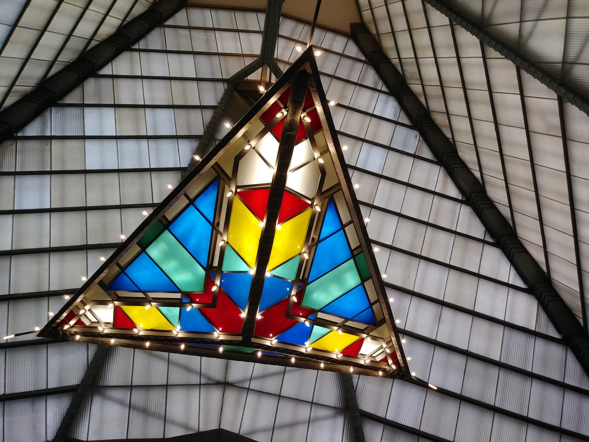 Vitrais: as mais magníficas obras de arte em vidro pelo mundo