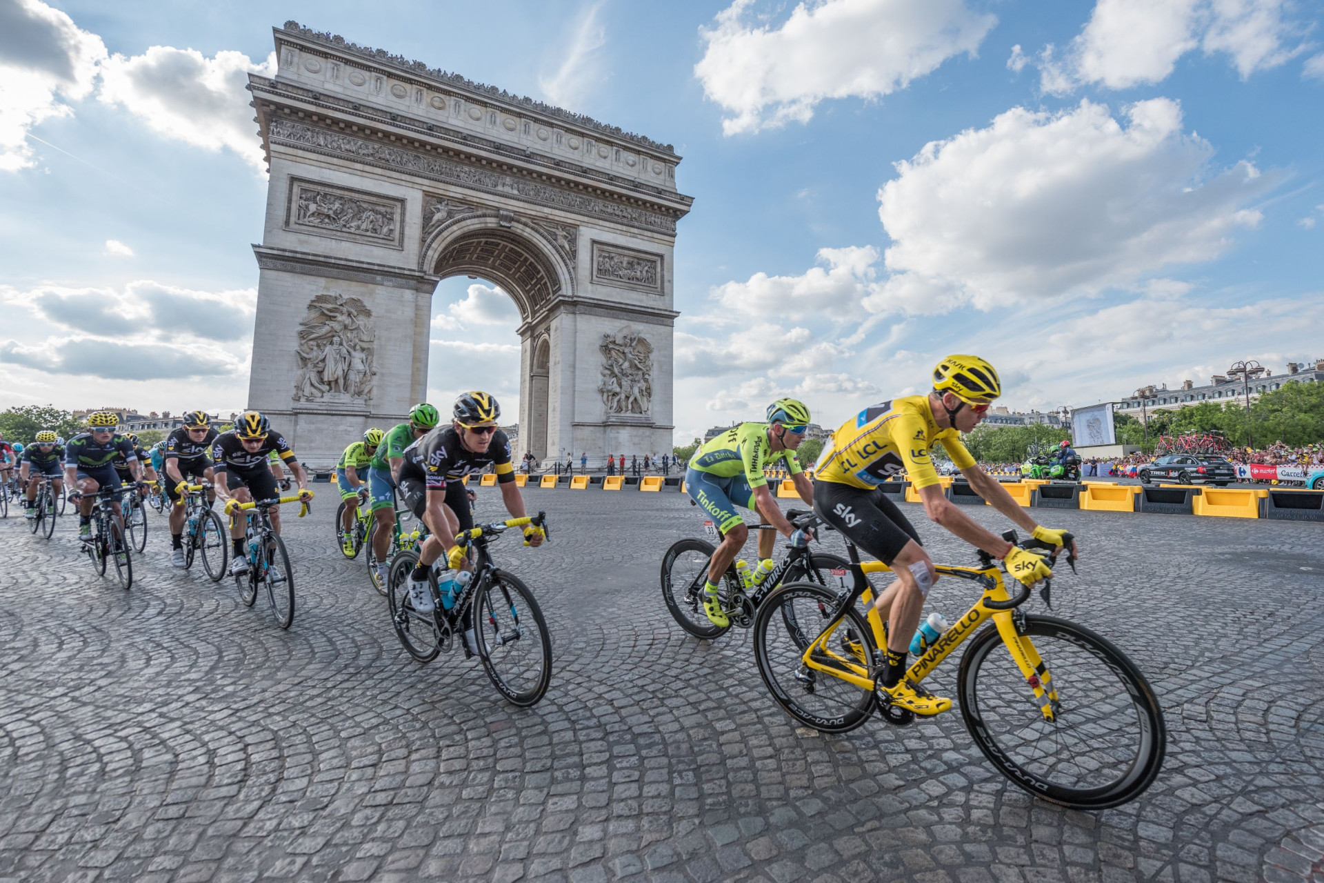 Volta da França: conheça os belos locais por onde os ciclistas passam