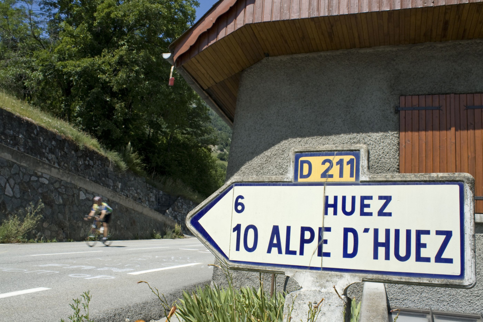 Volta da França: conheça os belos locais por onde os ciclistas passam