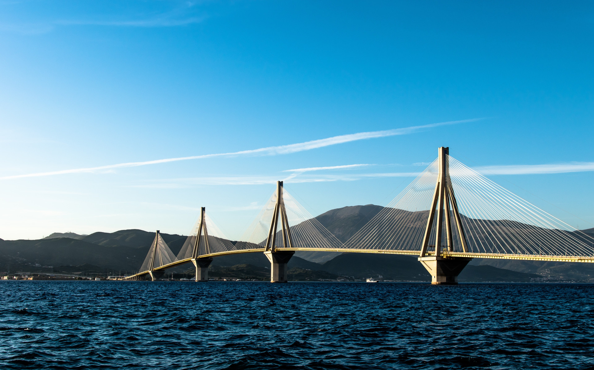 Conheça as pontes mais bonitas do mundo