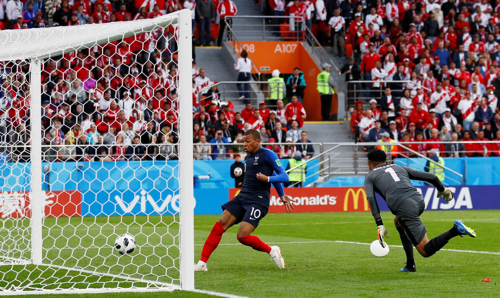 Em imagens, confira as trajetórias de França e Croácia à final da Copa